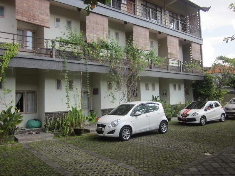 דנפסאר Urbanview Hotel Wayan Mansion מראה חיצוני תמונה