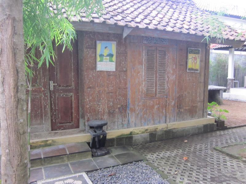 דנפסאר Urbanview Hotel Wayan Mansion מראה חיצוני תמונה