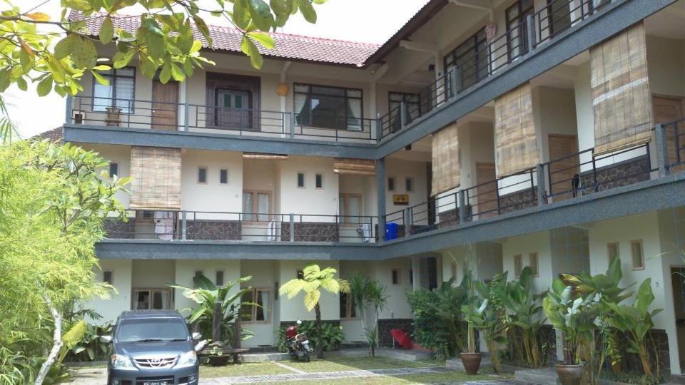 דנפסאר Urbanview Hotel Wayan Mansion מראה חיצוני תמונה